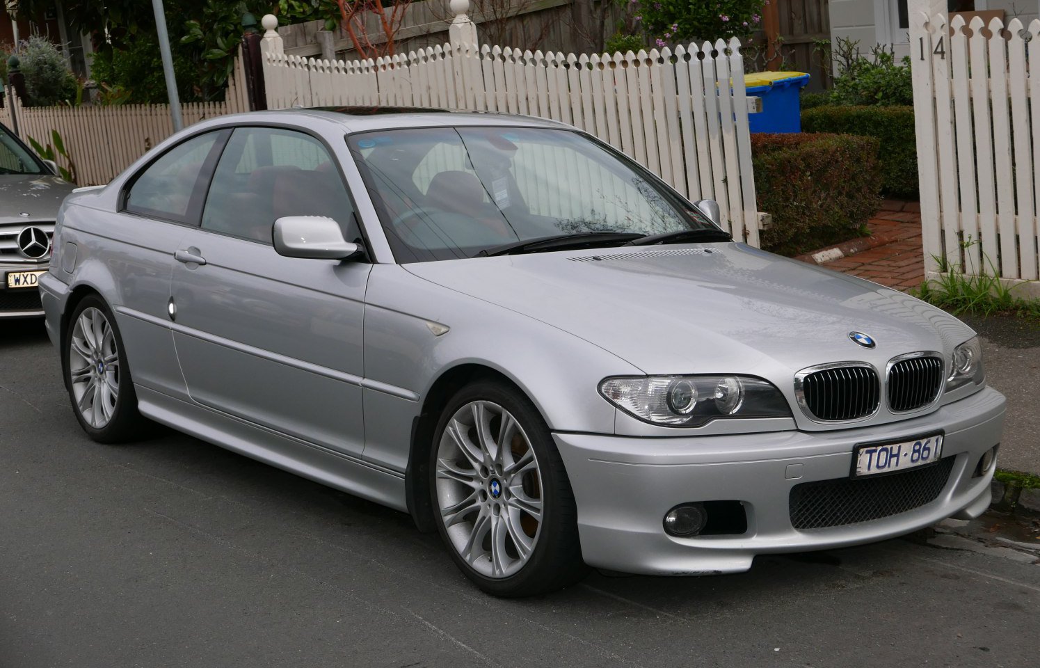 BMW 3 Series Coupe (E46, facelift 2003) 320 Cd (150 Hp)